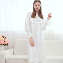 European Style Brand Women Sweet Pleated Sleeping Dress White Retro Long Sleeve Princess Pure Cotton Vintage Nightgown Sleepwear