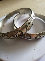 China manual Carved Childhood sweethearts Tibetan silver Bracelet A pair