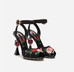 Hot Sale-Spring Collection Printed Rose High Heels, Floral Sandals with Pink Sculptural Heel, Black Charmeuse Women Pumps