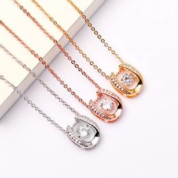 Fashion-Simple Jumping U Letter Pendant Necklace Exquisite Silver Colour Chain Beating Heart Zircon Necklaces Japan Jewelery for Women