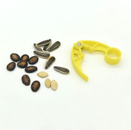 Melon Seed Plier Clamp Pine Sheller Openers Sunflower Seeds Peeler Kitchen Tools Walnut Nut Cracker