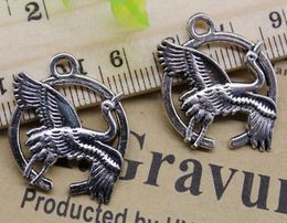 Wholesale 100pcs Flower Crane Alloy Charms Pendant Retro Jewellery Making DIY Keychain Ancient Silver Pendant For Bracelet Earrings 26x21mm