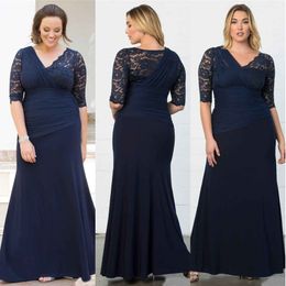 Elegant Navy Blue Plus Size Lace Evening Dresses With Half Sleeves V-Neck Evening Gowns Mermaid Floor Length Chiffon Formal Dress SD3396