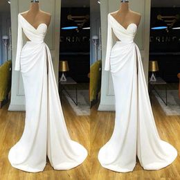 White Mermaid Prom Dresses One Shoulder Sexy High Split Long Sleeve Evening Dresses Ruffles Tiered Satin Pageant Gowns