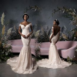 Modern Mermaid Naama Wedding Dresses Off Shoulder Sleeveless Tulle Lace Applique Wedding Gowns Sweep Train robe de mariée