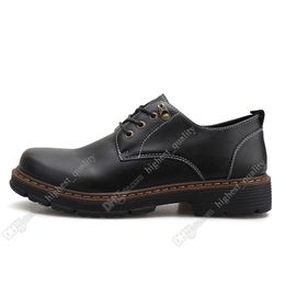 Moda Grande tamanho 38-44 sapatos novos sapatos casuais galochas dos homens de couro homens britânico frete grátis Alpercatas Quarenta e seis