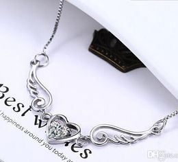 Fashion- Plated Angel Wings Necklace Chain Necklace Heart Pendant Necklace Wings Heart Necklaces Gift For Women Christmas Gift