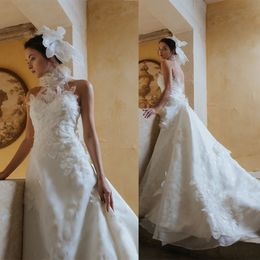 Cymarina Hand Made Flowers Wedding Dresses Halter Hollow Back Sleeveless Appliques Tulle A Line Wedding Dress Sweep Train Robes De Mariée