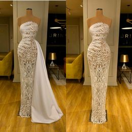 Arabic Sheath Prom Dresses With Detachable Train Lace Appliqued Floor Length Strapless Formal Evening Dress Illusion Special Robes De Soirée