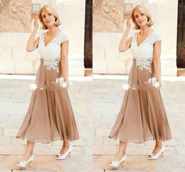 Simple White Lace Pink Chiffon Mother Of The Bride Dresses A-Line Ankle Length V Neck Wedding Guest Dresses With Applique Formal Party Gwons