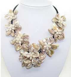 FREE SHIPPING + stunning handmade freshwater pearl sea shell flower leather necklace 18"