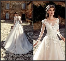 2020 New Design Country Long Sleeve Boho Wedding Dresses Summer Garden A Line Sheer Scoop Neck Appliques Long Bridal Gowns