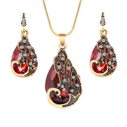 Luxurious peacock pendant necklace earrings Jewellery set new arrival fashionable trend high end vintage Jewellery accessories