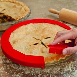 Transer Adjustable Silicone Pie Crust Shield Pie Protectors Moulds FDA Food-safe Silicone, Fit 8.5" - 11.5" (Red,Blue)