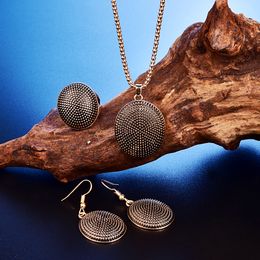 Fashion Oval Pendant Metallic Statement Jewelry Sets Ethnic Round Carved Antique Gold Silver Women Vintage