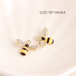 Crystal Bee Enamel Alloy Gold Plated Color Charms Pendants for Handmade Diy Earrings Necklace Key Chain Bracelet Jewelry Making Accessories