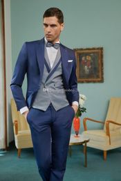 High Quality One Button Navy Blue Groom Tuxedos Peak Lapel Men Suits 3 pieces Wedding/Prom/Dinner Blazer (Jacket+Pants+Vest+Tie) W509