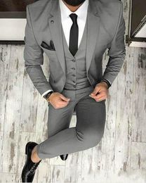 High Quality Two Buttons Gray Wedding Groom Tuxedos Notch Lapel Groomsmen Men Formal Prom Suits Bridegroom (Jacket+Pants+Vest+Tie) W113
