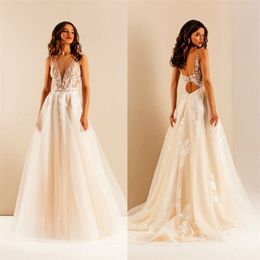 2020 Boho A-line Wedding Dresses V-neck Sleeveless Appliqued Lace Bridal Gown Ruched Backless Sweep Train Beach Robes De Mariée Custom Made