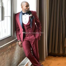 New Design One Button Wine Groom Tuxedos Shawl Lapel Groomsmen Mens Suits Wedding/Prom/Dinner Blazer (Jacket+Pants+Vest+Tie) K233