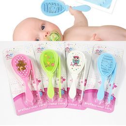 2Pcs / Set Newborn Baby Cartoon Hair Brush Soft Baby Comb Head Scalp Massager Tool Set Baby Kids Hair Careb Hair Brush Comb M1839