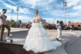 Modern Design Boho Wedding Dresses Plus Size Lace Appliqued Tulle Tiered Skirts Bridal Gowns A Line Custom Made Bohemian Vestidos De Novia