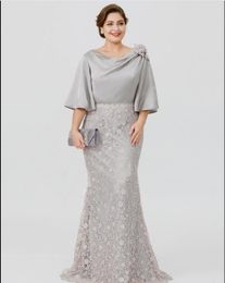 2020 Elegant Silver grey Mother Of The Bride Dresses crew Half Sleeve Lace Mermaid Wedding Guest Dress Plus Size Formal Evening Gowns