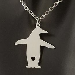 Stainless steel golden penguin pendant necklace silver love animal necklace men and women jewelry Valentine's Day gift