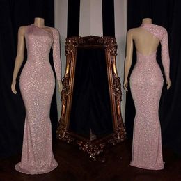 2020 New Sparkly Rose Pink Sequined Evening Dresses Mermaid One Shoulder Backless Floor Length Plus Size Formal Prom Gowns Pageant Wear