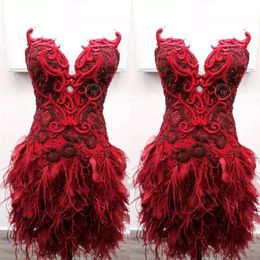2020 Red Short Evening Dresses Sweetheart Lace Feather Embroidery Mini Prom Dress Party Wear Custom Made Beaded Cocktail Gowns