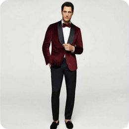 New Latest Design One Button Wine Velvet Wedding Groom Tuxedos Shawl Lapel Groomsmen Men Suits Prom Blazer (Jacket+Pants+Tie) 112