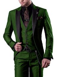 Fashionable One Button Dark Green Groom Tuxedos Peak Lapel Men Wedding Party Groomsmen 3 pieces Suits (Jacket+Pants+Vest+Tie) K230