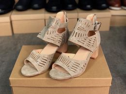 2021 Luxury high Heels Slides Sandals suede mid-heel designer Sexy with crystal Metal Buckle summer beach wedding shoes Size 35-43 NO01