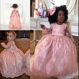 2024 New Puffy Pink Flower Girls Dresses For Weddings Long Sleeves Lace Appliques Sheer Back Big Bow Birthday Children Girl Pageant Gowns 403