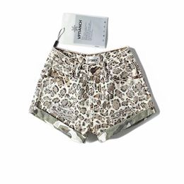 New design women's retro leopard print denim jeans ripped holes roll up hem shorts plus size SMLXL european style shorts