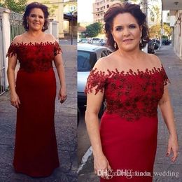 2019 Lace Mother of the Bride Dresses Vintage Red Sheer Neck Formal Godmother Evening Wedding Party Guests Gown Plus Size Custom Made