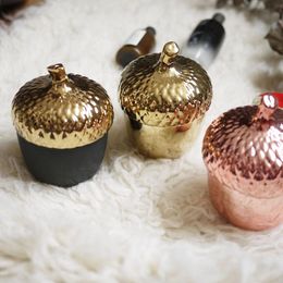 Creative Gold Pine Cone Ceramic Sealing Jar Kitchen Tea Sugar Spice Storage Tank Home Storage Decoration 12.5*10CM