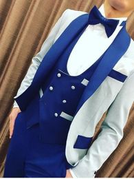 Fashion White Groom Tuxedos Royal Blue Shawl Lapel Groomsman Wedding 3 Piece Suit Men Business Prom Jacket Blazer(Jacket+Pants+Tie+Vest) 652