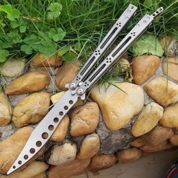 Balisong theone Jilt Knife Hom Basilisk 뱀 괴물 몬스터 나비 트레이너 훈련 스윙 벤치 D2 BM40 BM41 BM42 BM43 BM46 나이프 978