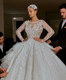 Luxury Wedding Dresses Bridal Ball Gowns Princess Long Sleeves Wedding Gowns Scoop Neck Beading Beaded Rhinestone Pearls