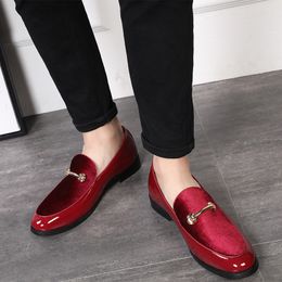 M-anxiu 2020 Moda Pointed Toe Sapatos de couro Homens de Patentes Loafers Shoes Oxford para homens Formal Mariage Wedding Shoes CX200731