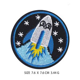 Customized Embroidery Patches Clothing Pastes Hat Badge Pant Trouser Stickers Wallet Bag Star Patches for Jacket Coat Tops Patches