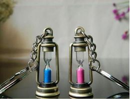 Clocks & Accessories Metal Lamp Shaped Timer Hourglass Keychain Sandglasses Novelty Item Guft for Woman and Men Timer Hourglass Keychain Sandglasses