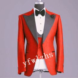 Handsome One Button Groomsmen Peak Lapel Groom Tuxedos Men Suits Wedding/Prom/Dinner Best Man Blazer(Jacket+Pants+Tie+Vest) W296