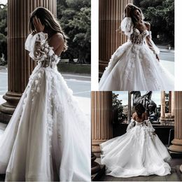 Wedding Dresses A Line Off Shoulder Bridal Gowns Strapless Wedding Gowns Country Style Short Sleeveless Handmade Flowers Lace Appliques
