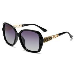 Moda Donna Occhiali da sole Brand Design Donna Vintage Occhiali da sole Lady Luxury Occhiali da sole UV400 Shades Eyewear Oculos de sol mujer