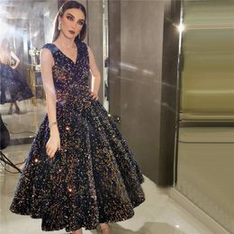 Sparkly Sequined Tea Length Prom Dresses Deep V Neck Sleeveless Sequined Dubai African Cocktail Party Dress Calebrity Homocoming Gowns