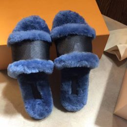 2020 Lock IT Chinelo Flat Mule Slides Feminino flip-flop Real Calfskin Bottom Flat Print Shoes Winter Indoor Warm Princetown Leather Slipper