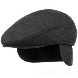 HT1405 Warm Winter Hats with Ear Flap Men Retro Beret Caps Solid Black Wool Felt Hats for Men Thick Forward Flat Ivy Cap Dad Hat T297M