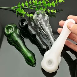 Colored hollow glass skull pipe Hot selling in Europe and Americaglass pipe bubbler smoking pipe water Glass bong